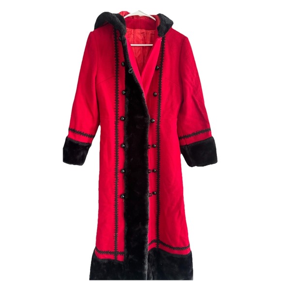 The Unbranded Brand Jackets & Blazers - Vintage 1960s Red Princess Coat Wool Black Faux Fur Trim Hoood Long Sz S A-Line
